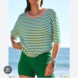 Upside T shirt Size small